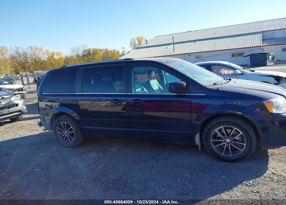 2017 DODGE GRAND CARAVAN SXT VIN: 2C4RDGCG8HR749966
