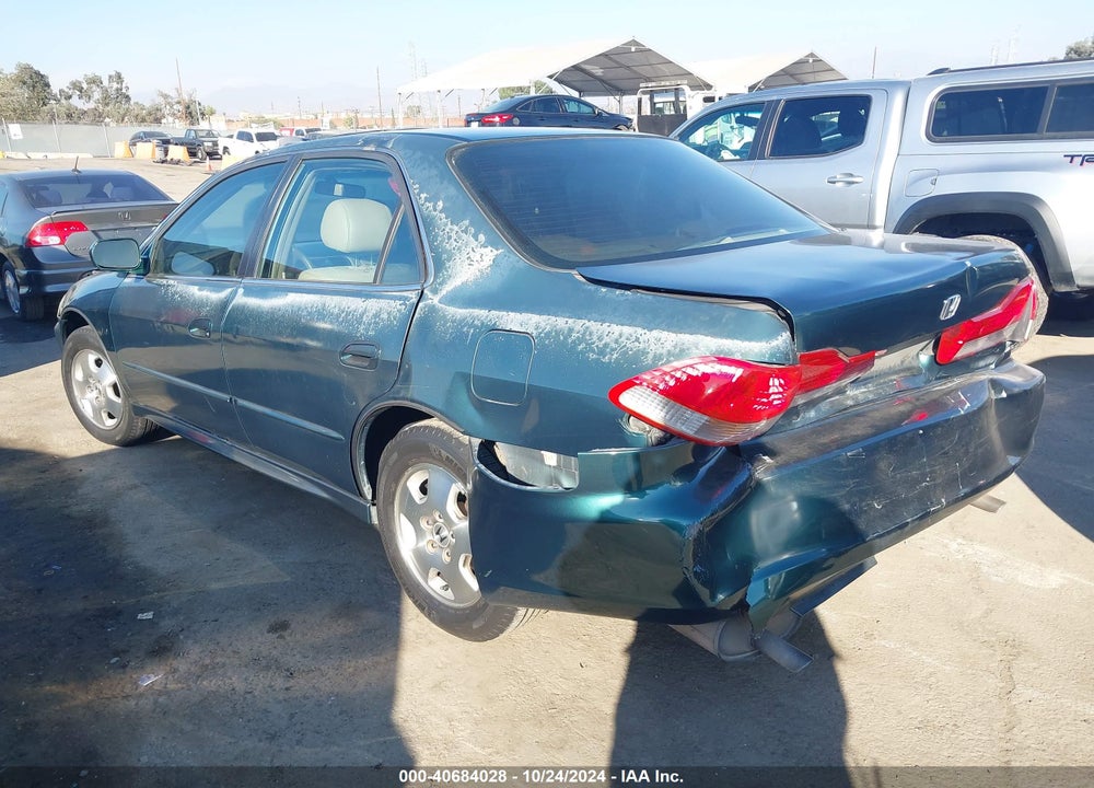 2002 HONDA ACCORD 3.0 EX VIN: 1HGCG16532A020498