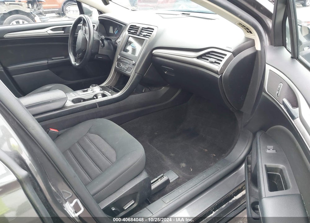 2018 FORD FUSION SE VIN: 3FA6P0HD6JR256860