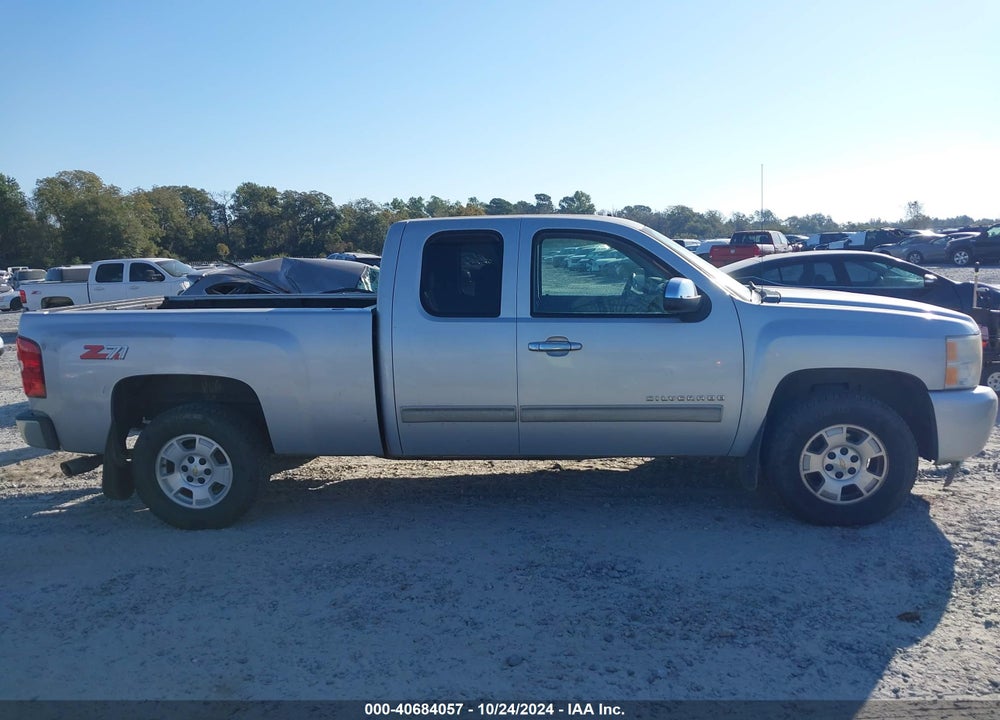 2010 CHEVROLET SILVERADO 1500 LT VIN: 1GCSCSE04AZ282757