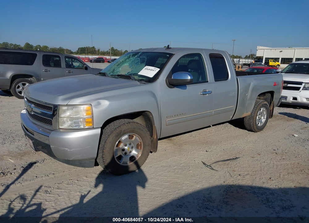 2010 CHEVROLET SILVERADO 1500 LT VIN: 1GCSCSE04AZ282757