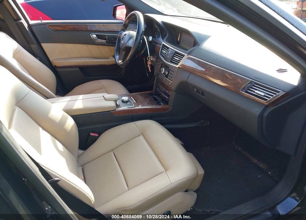 2011 MERCEDES-BENZ E 350 VIN: WDDHF5GB2BA418276