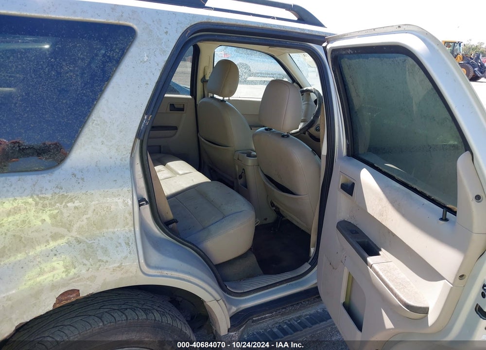 2008 FORD ESCAPE XLT VIN: 1FMCU93138KB91841