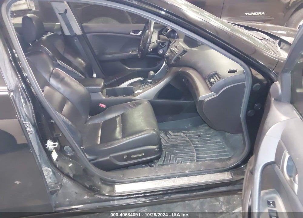 2010 ACURA TSX 2.4 VIN: JH4CU2F64AC010957