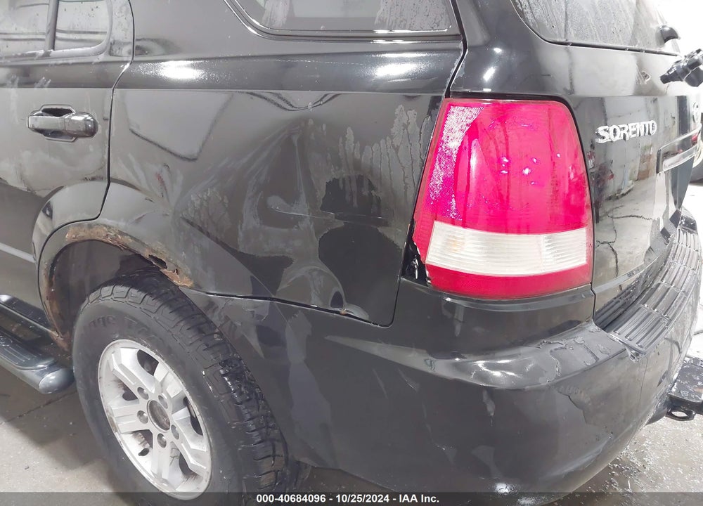2005 KIA SORENTO EX/LX VIN: KNDJD733055384279