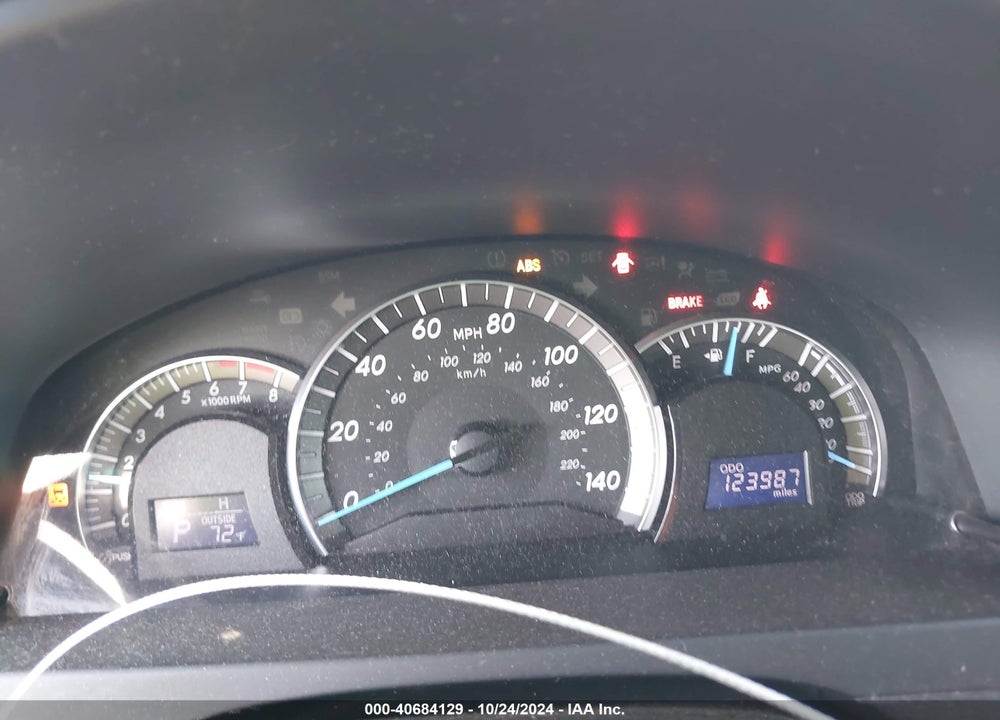 2013 TOYOTA CAMRY SE VIN: 4T1BF1FK3DU638016