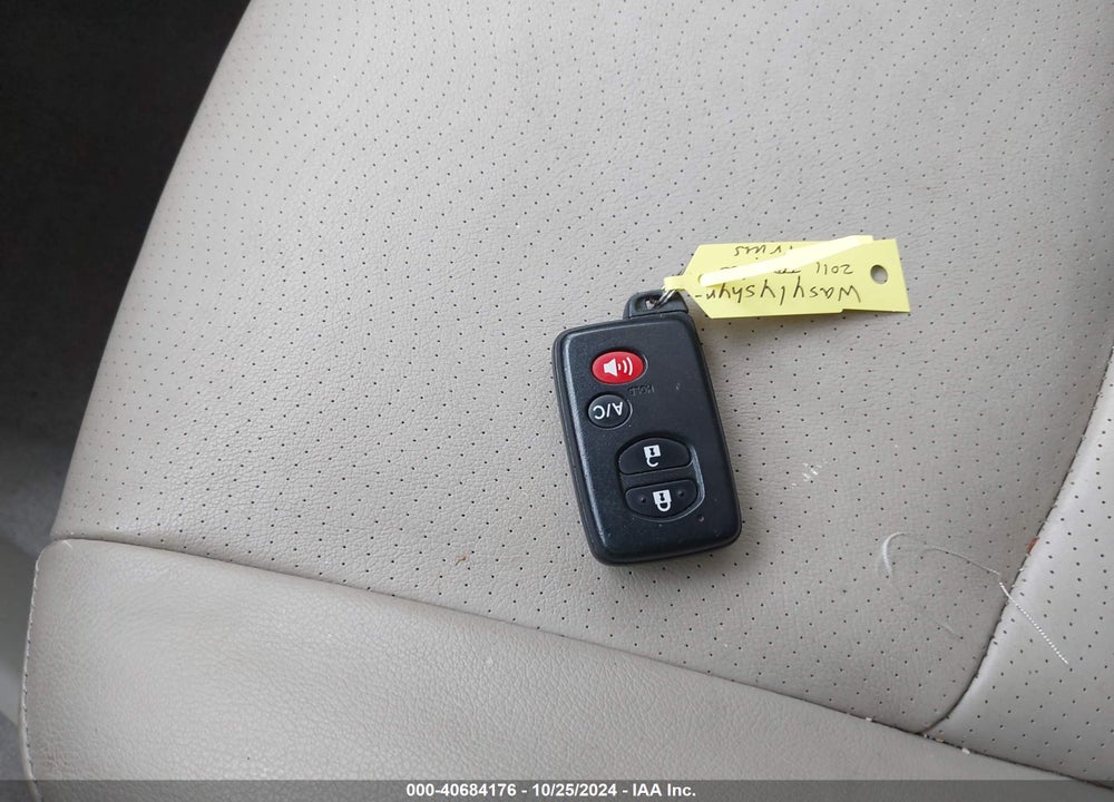 2011 TOYOTA PRIUS VIN: JTDKN3DU9B5301252