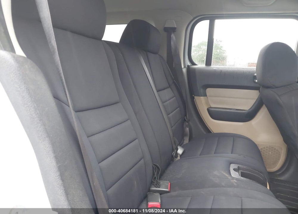 2006 HUMMER H3 SUV VIN: 5GTDN136068100840