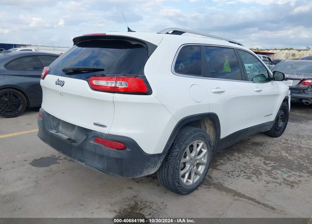 2015 JEEP CHEROKEE LATITUDE VIN: 1C4PJLCB9FW656021