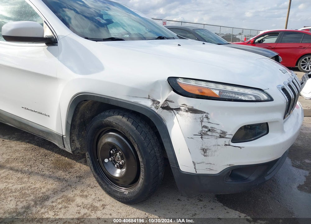 2015 JEEP CHEROKEE LATITUDE VIN: 1C4PJLCB9FW656021