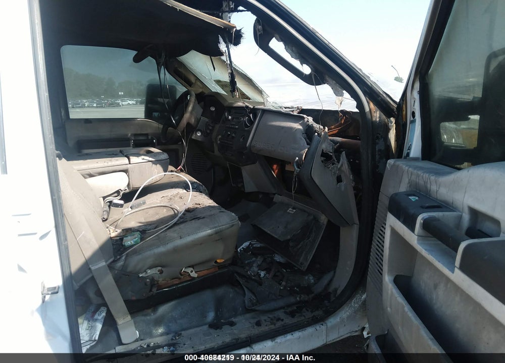 2008 FORD F-450 CHASSIS LARIAT/XL/XLT VIN: 1FDXW46R38EE32196