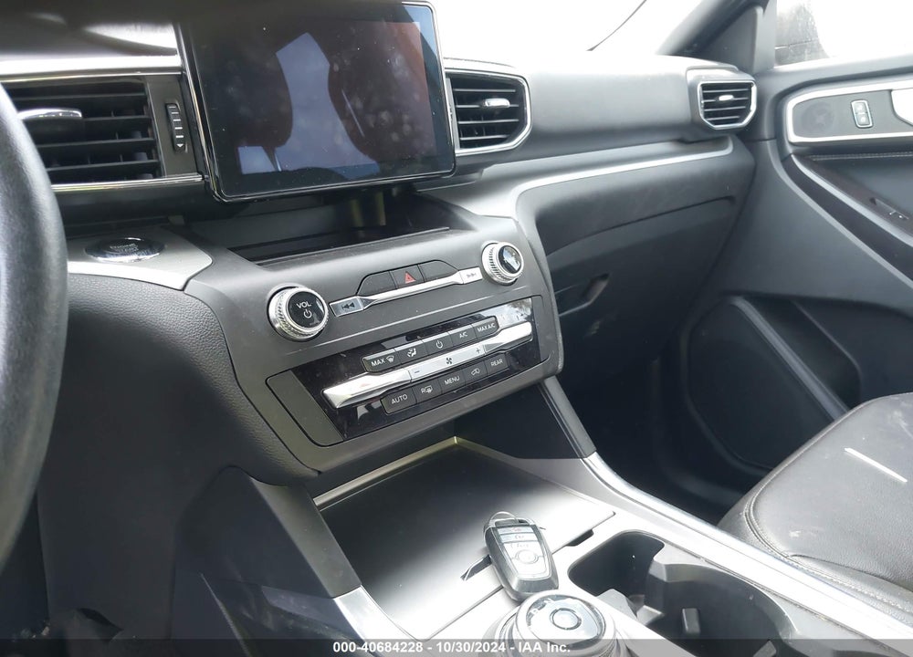 2020 FORD EXPLORER XLT VIN: 1FMSK7DH7LGB29212
