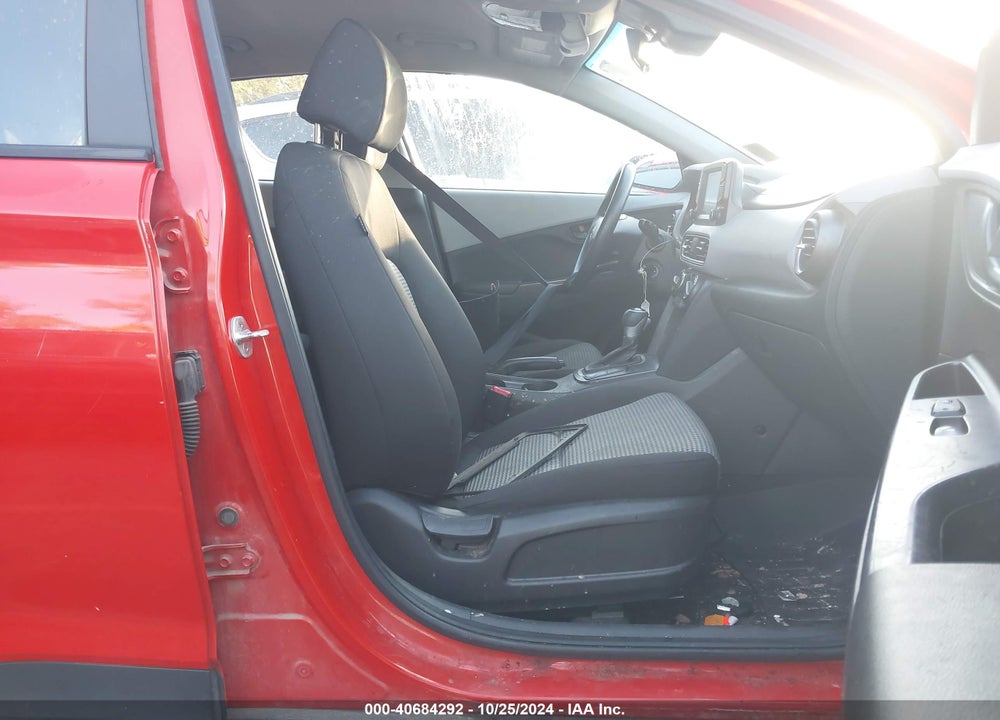 2019 HYUNDAI KONA SE VIN: KM8K12AA0KU320323