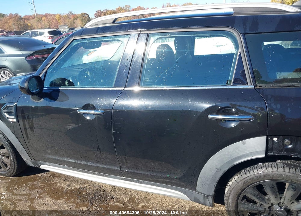 2017 MINI COUNTRYMAN COOPER VIN: WMZYS7C31H3E07091