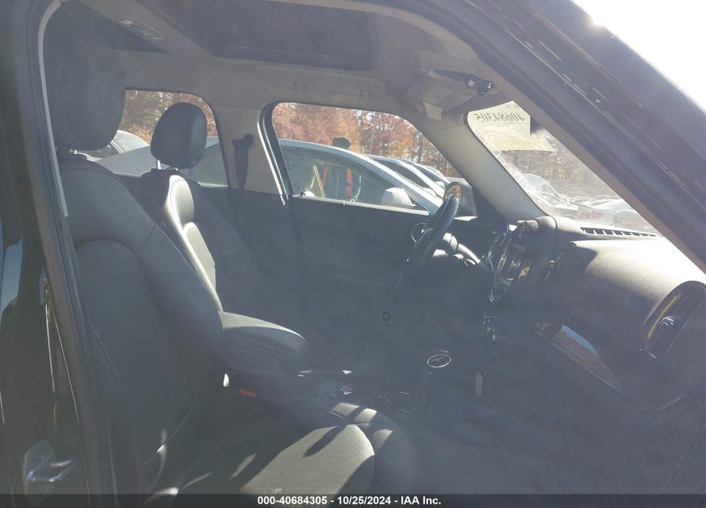2017 MINI COUNTRYMAN COOPER VIN: WMZYS7C31H3E07091