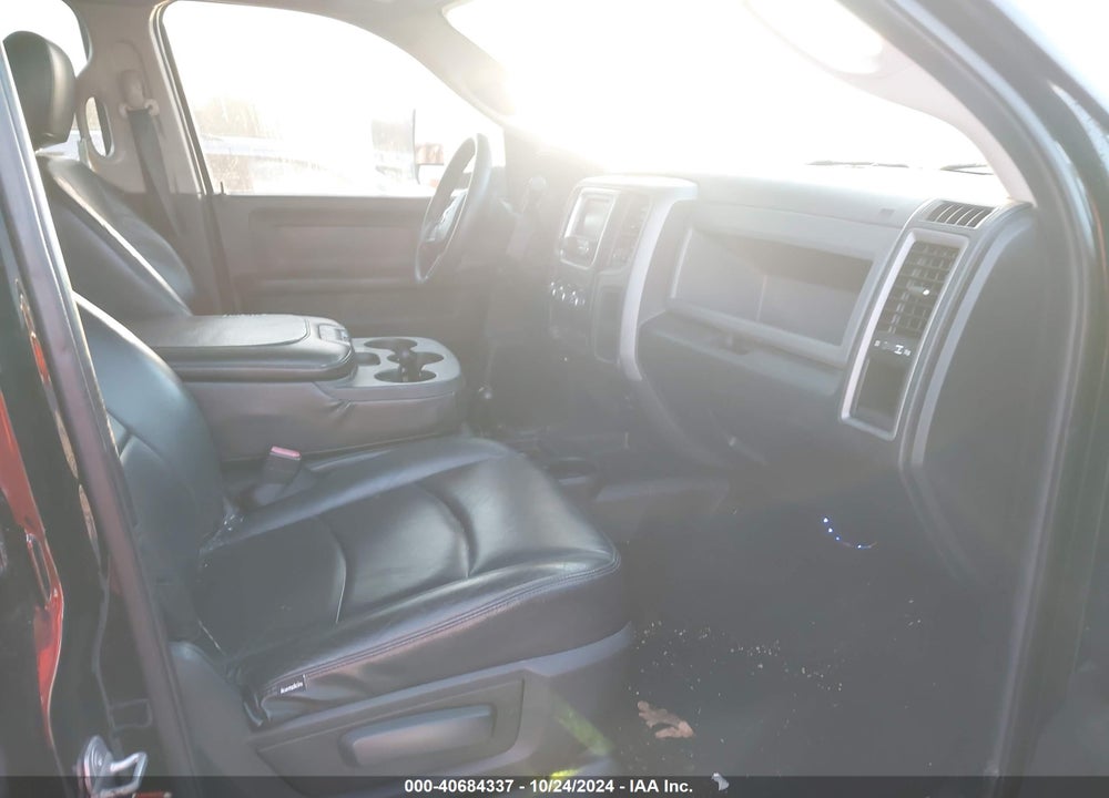 2014 RAM 2500 TRADESMAN VIN: 3C6UR5CJXEG194085