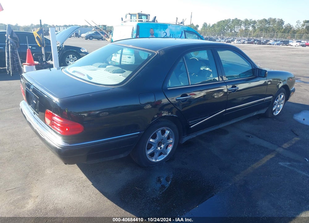1999 MERCEDES-BENZ E 320 VIN: WDBJF65H3XA943930