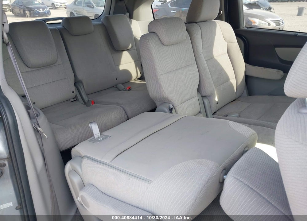 2011 HONDA ODYSSEY EX VIN: 5FNRL5H40BB067740