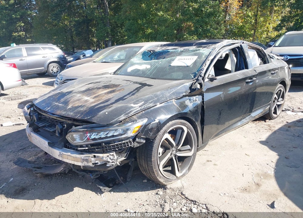 2018 HONDA ACCORD VIN: 1HGCV1F30JA103325