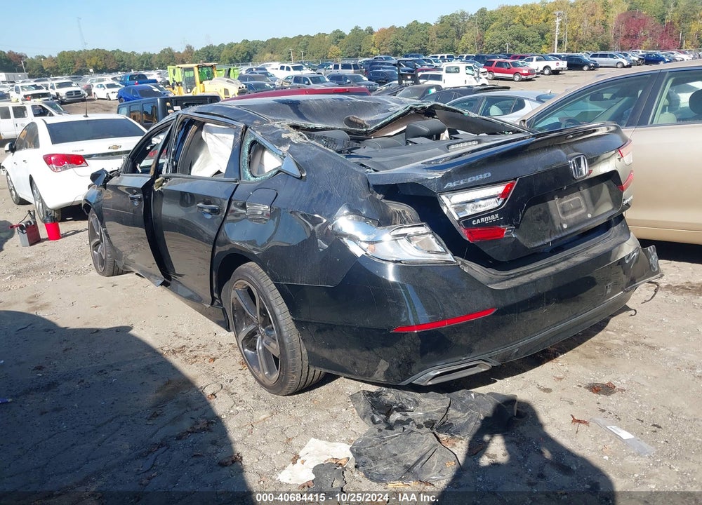 2018 HONDA ACCORD VIN: 1HGCV1F30JA103325