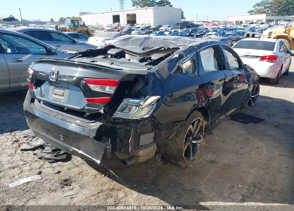 2018 HONDA ACCORD VIN: 1HGCV1F30JA103325