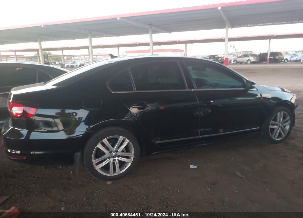 2017 VOLKSWAGEN JETTA 1.8T SEL/1.8T SEL PREMIUM VIN: 3VWL17AJ3HM300079