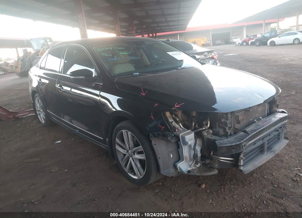 2017 VOLKSWAGEN JETTA 1.8T SEL/1.8T SEL PREMIUM VIN: 3VWL17AJ3HM300079