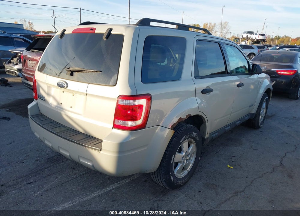 2008 FORD ESCAPE XLT VIN: 1FMCU03118KA51461