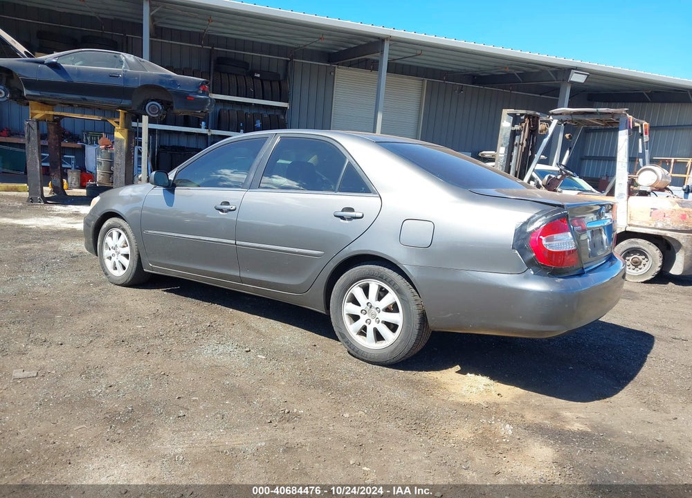 2004 TOYOTA CAMRY XLE VIN: 4T1BE32K54U796619