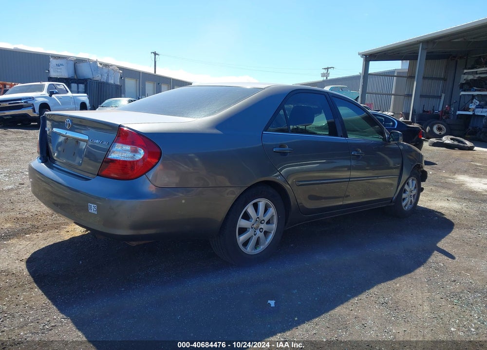 2004 TOYOTA CAMRY XLE VIN: 4T1BE32K54U796619