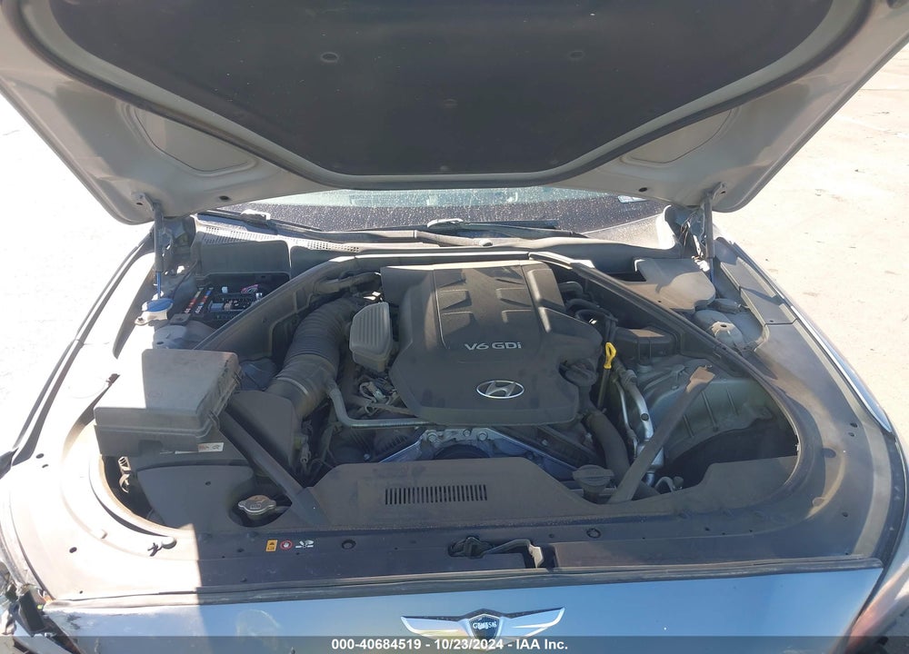 2015 HYUNDAI GENESIS 3.8 VIN: KMHGN4JE2FU030213
