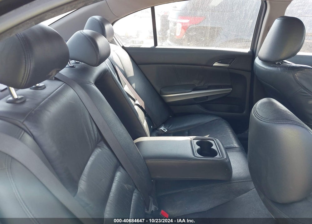 2008 HONDA ACCORD 2.4 EX-L VIN: JHMCP26888C038599