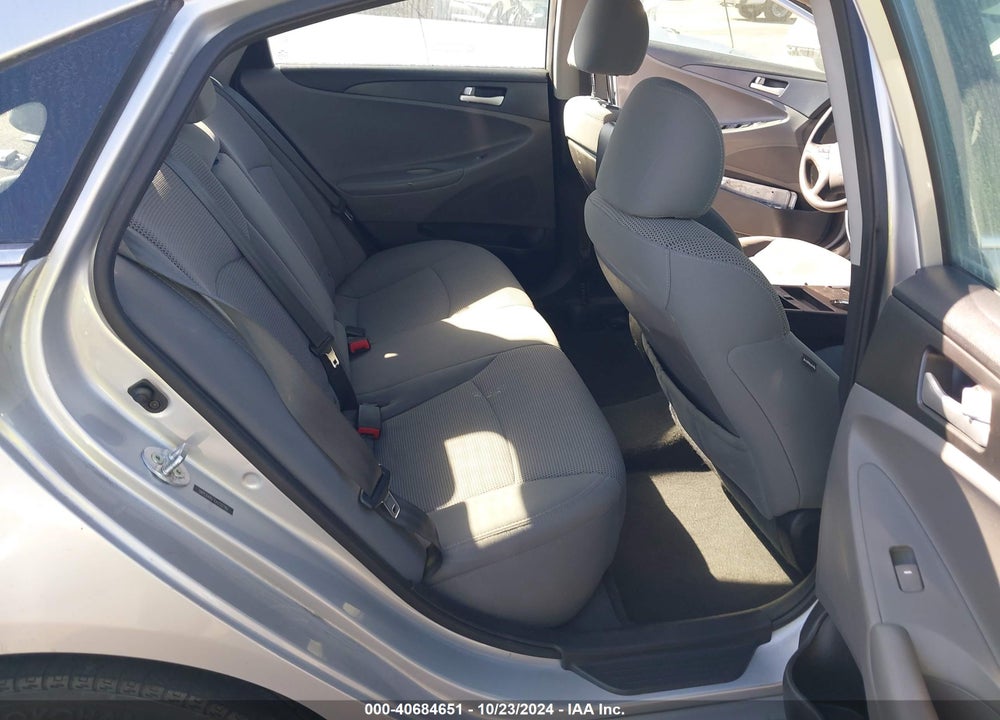 2013 HYUNDAI SONATA GLS VIN: 5NPEB4AC3DH722782