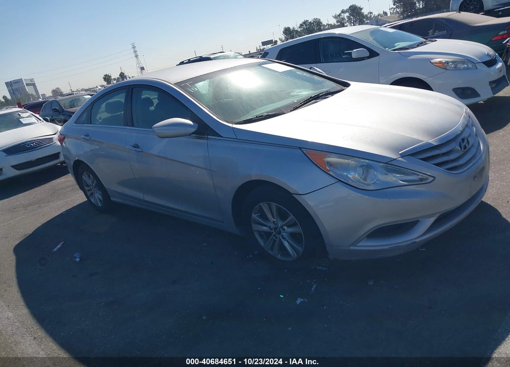 2013 HYUNDAI SONATA GLS VIN: 5NPEB4AC3DH722782