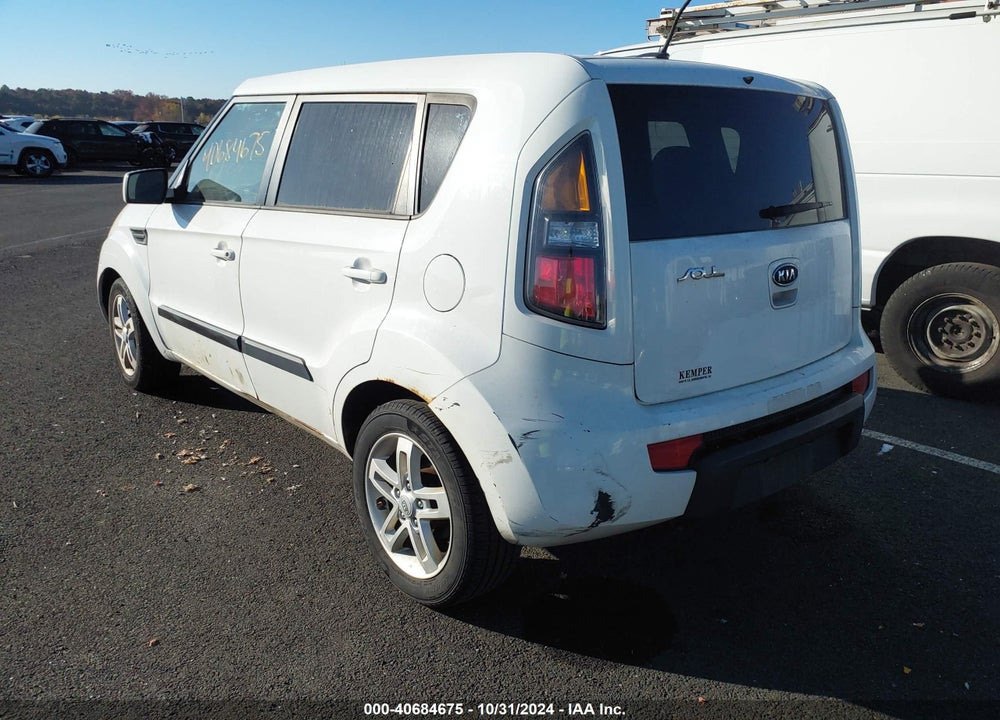 2011 KIA SOUL VIN: KNDJT2A27B7321678
