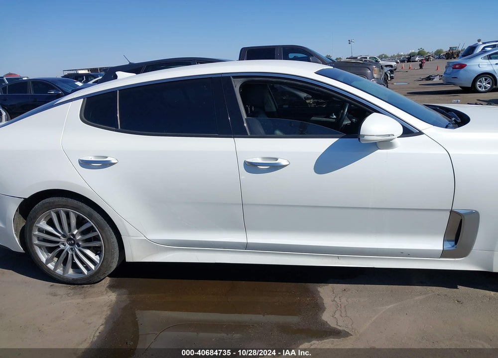 2018 KIA STINGER VIN: KNAE15LA0J6034150