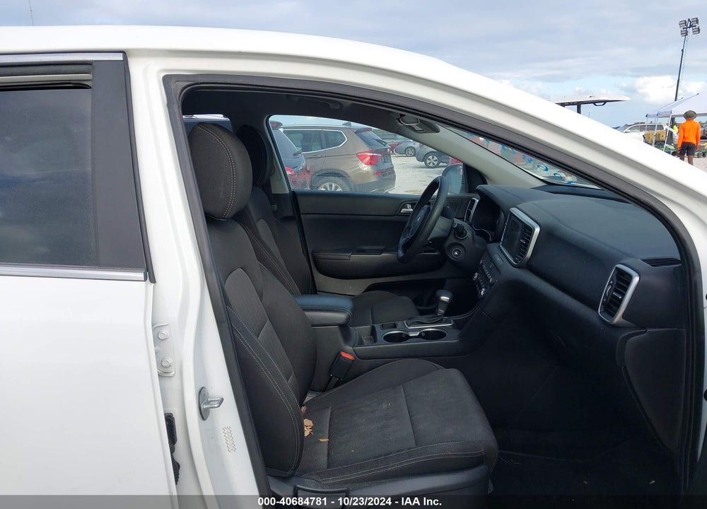 2020 KIA SPORTAGE LX VIN: KNDPM3AC7L7727130