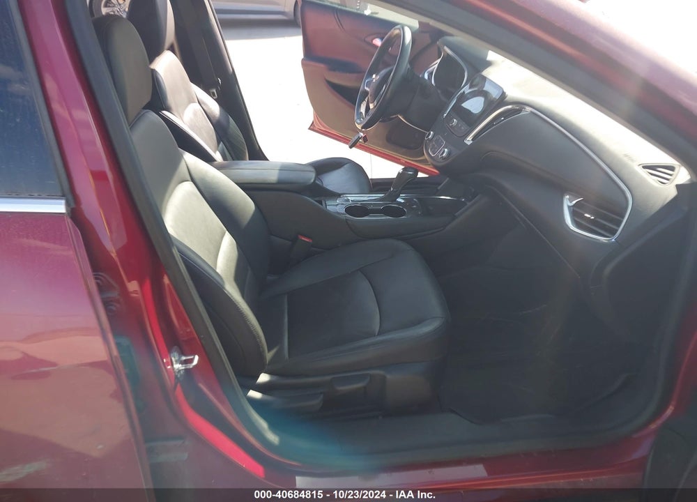 2019 CHEVROLET MALIBU LT VIN: 1G1ZD5STXKF203339