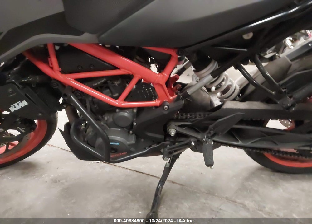 2022 KTM 390 DUKE VIN: MD2JPJ407NC259603