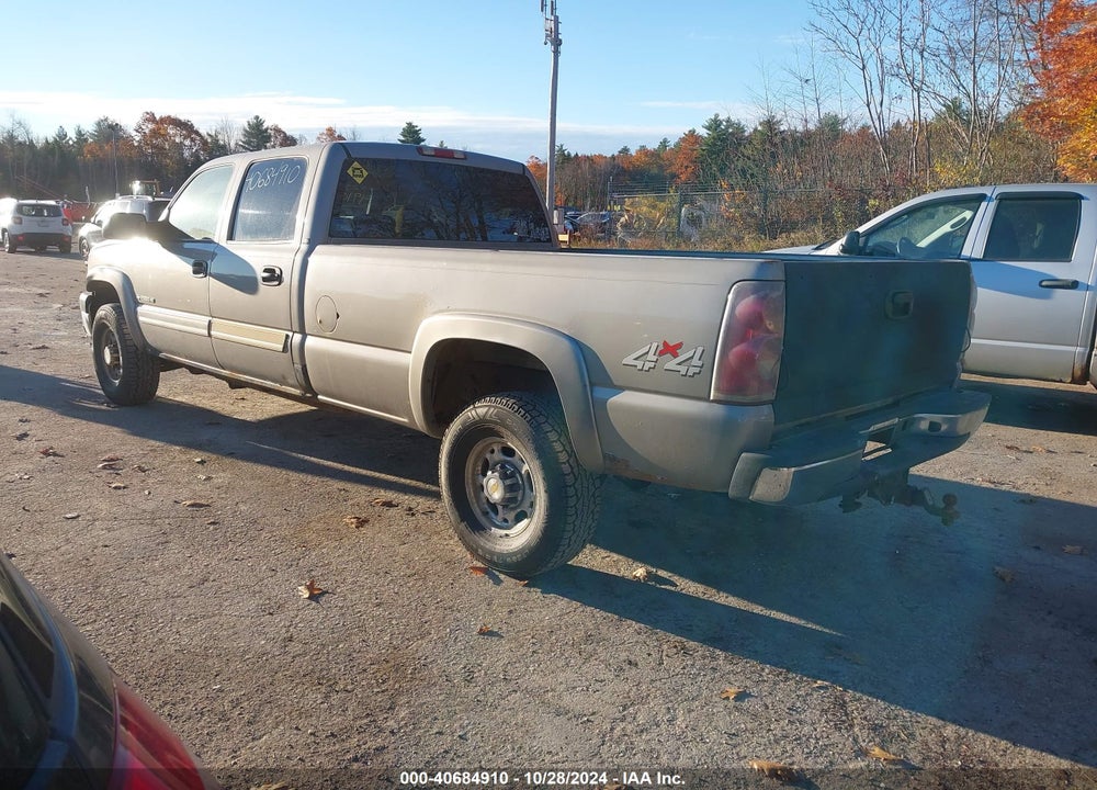 2003 CHEVROLET SILVERADO 2500HD LS VIN: 1GCHK23U73F227582