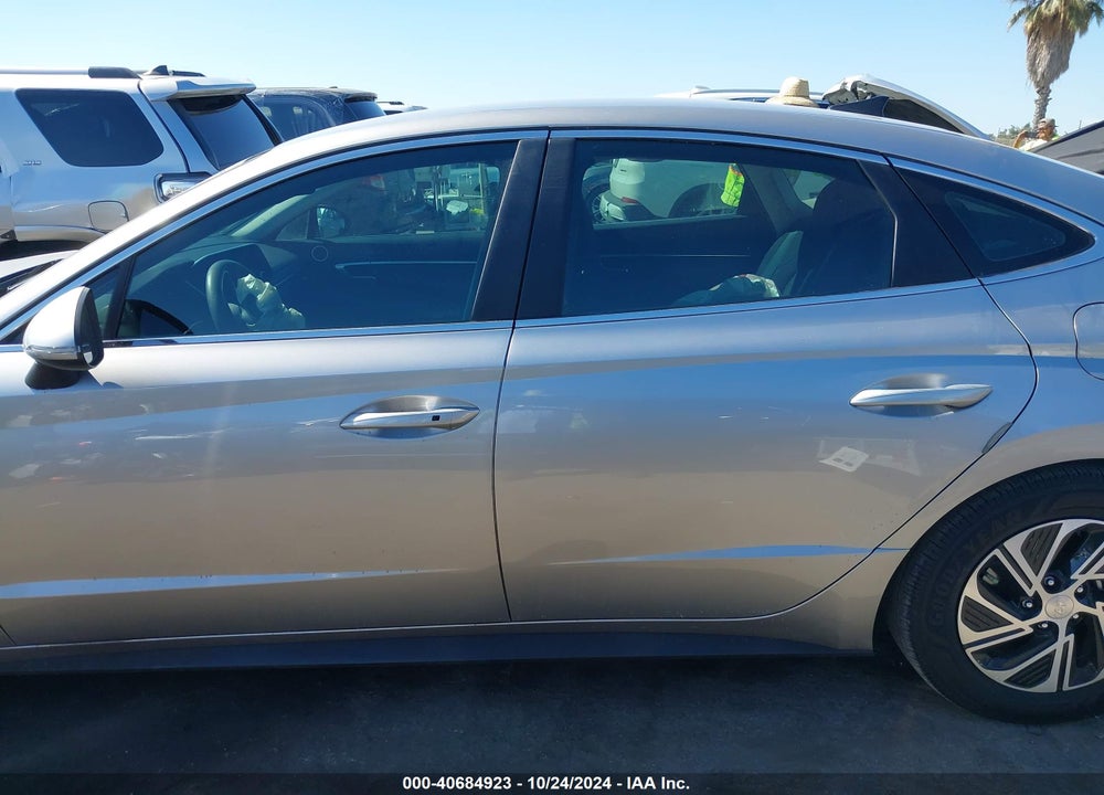 2021 HYUNDAI SONATA BLUE VIN: KMHL24JJ3MA028134