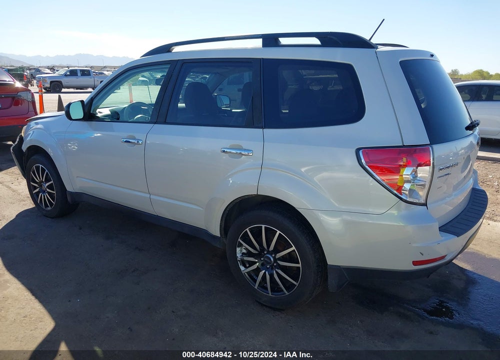 2012 SUBARU FORESTER 2.5X PREMIUM VIN: JF2SHBDC7CH415468