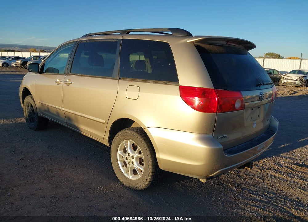 2006 TOYOTA SIENNA XLE VIN: 5TDBA22C56S070527