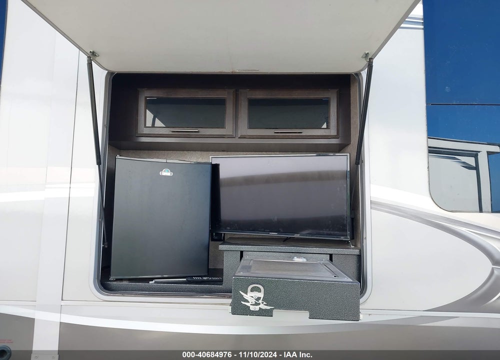 2019 JAYCO CAMPER VIN: 1UJCJ0BT7K1WK0066