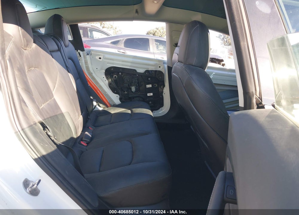 2022 TESLA MODEL 3 REAR-WHEEL DRIVE VIN: 5YJ3E1EA4NF104389