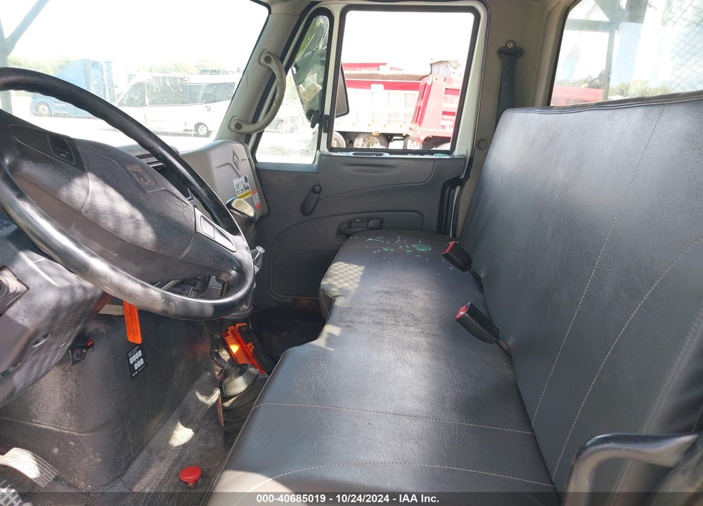 2009 INTERNATIONAL 4000 4300 VIN: 1HTMMAAN09H124860