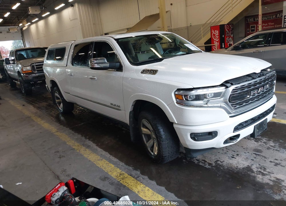 2019 RAM 1500 LIMITED 4X4 6'4 BOX VIN: 1C6SRFPTXKN751914
