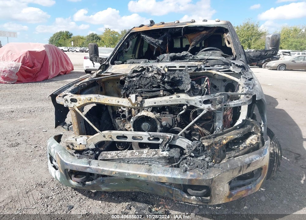 2019 RAM 3500 LAIE  4X4 8' BOX VIN: 3C63RRJL1KG715472