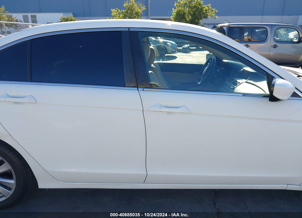 2012 HONDA ACCORD 2.4 EX-L VIN: 1HGCP2F82CA215803