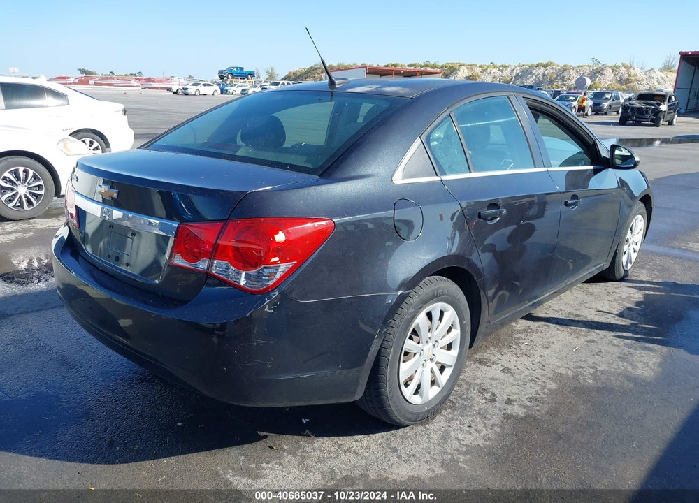 2011 CHEVROLET CRUZE LS VIN: 1G1PC5SH1B7169601